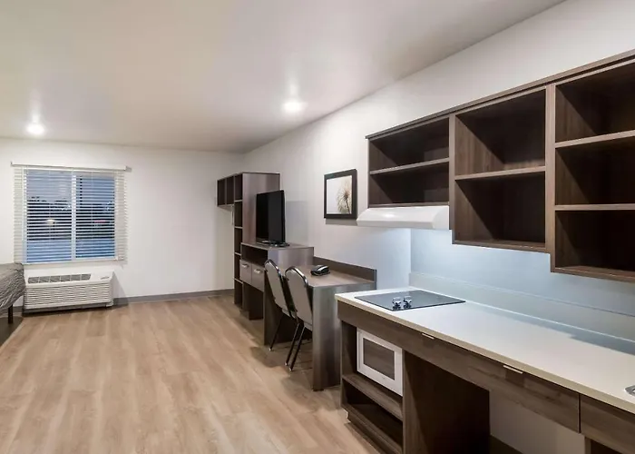 Woodspring Chandler